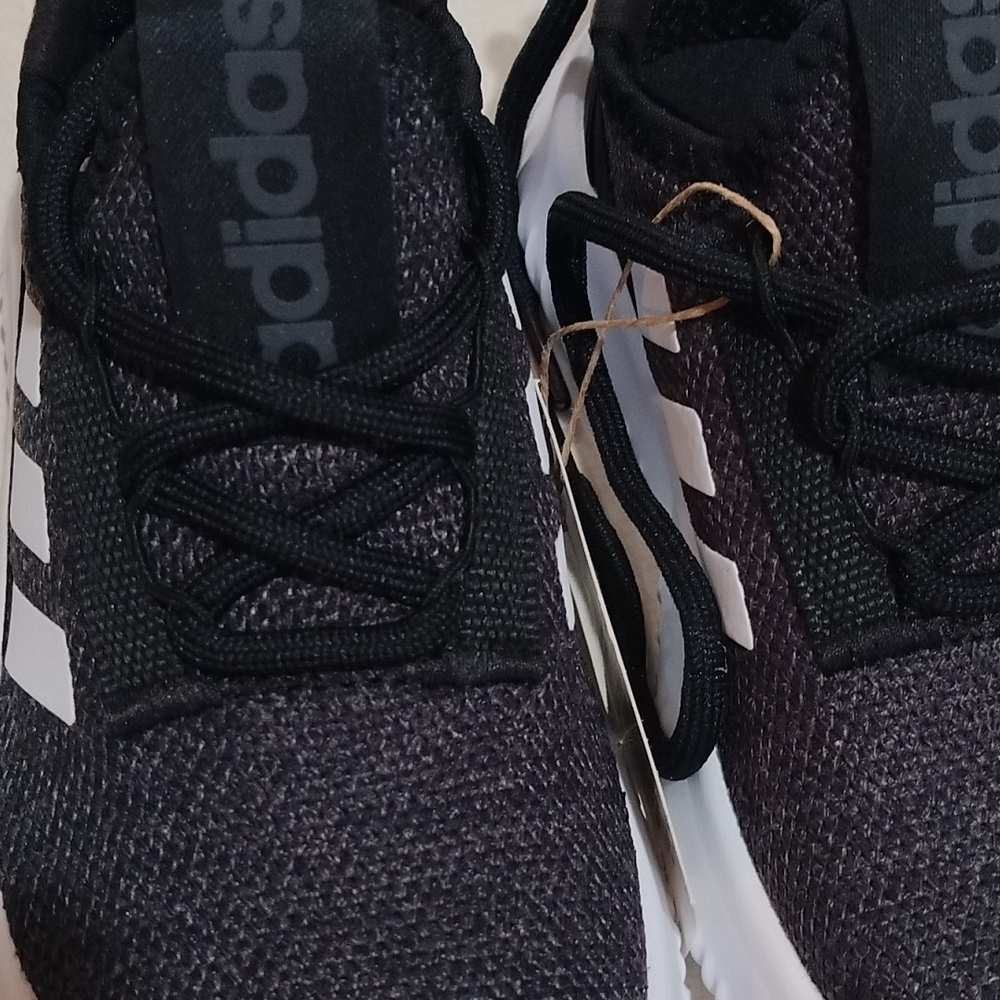 NWT Boys Adidas Kaptir 2.0 Black Running Shoes